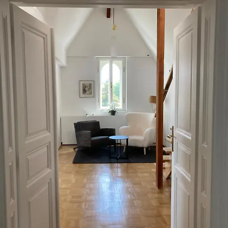 Vynimocny Apartman V Staromestskej Vile S Vyhladom Na Hrad * Bratislava