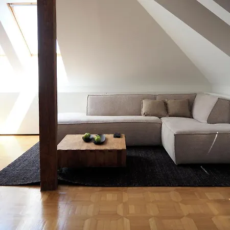 Vynimocny Apartman V Staromestskej Vile S Vyhladom Na Hrad *