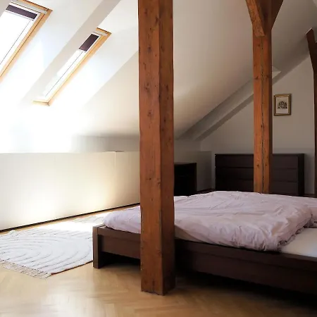 Vynimocny Apartman V Staromestskej Vile S Vyhladom Na Hrad * Bratysława