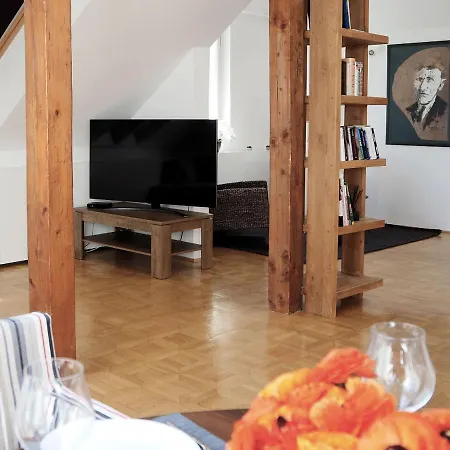 Vynimocny Apartman V Staromestskej Vile S Vyhladom Na Hrad